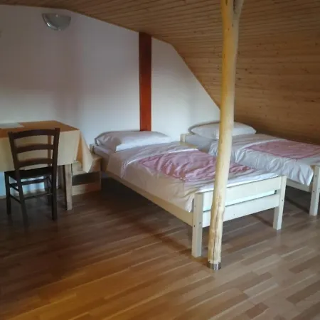 Farm Pr Lavric 팜스테이 Slivna