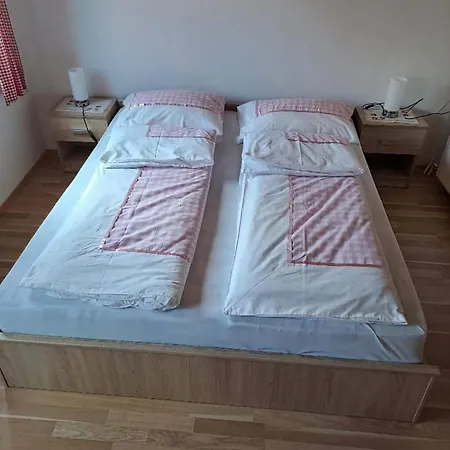 Farm Pr Lavric Slivna